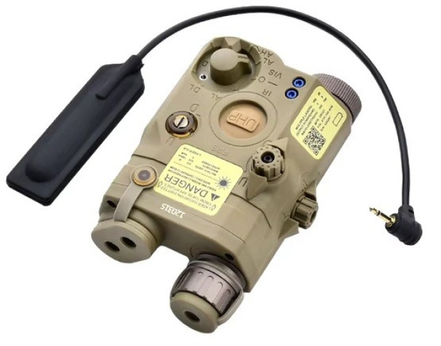 LA-5C UHP PEQ-15 Green Laser + White Light - TAN (WD06052 WADSN)